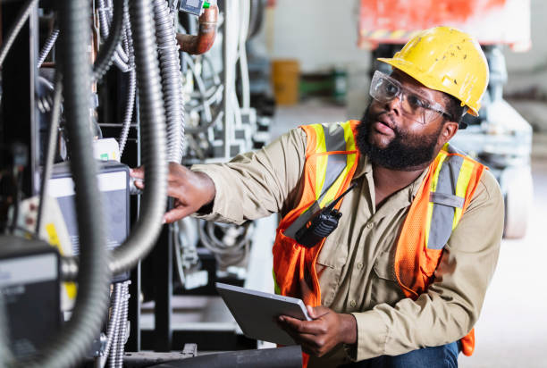 Best Electrical Contractors for Businesses  in Woodlands, CA